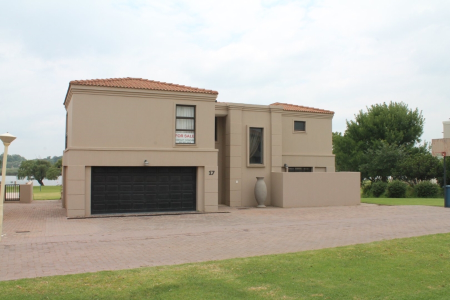 5 Bedroom Property for Sale in Sasolburg Free State